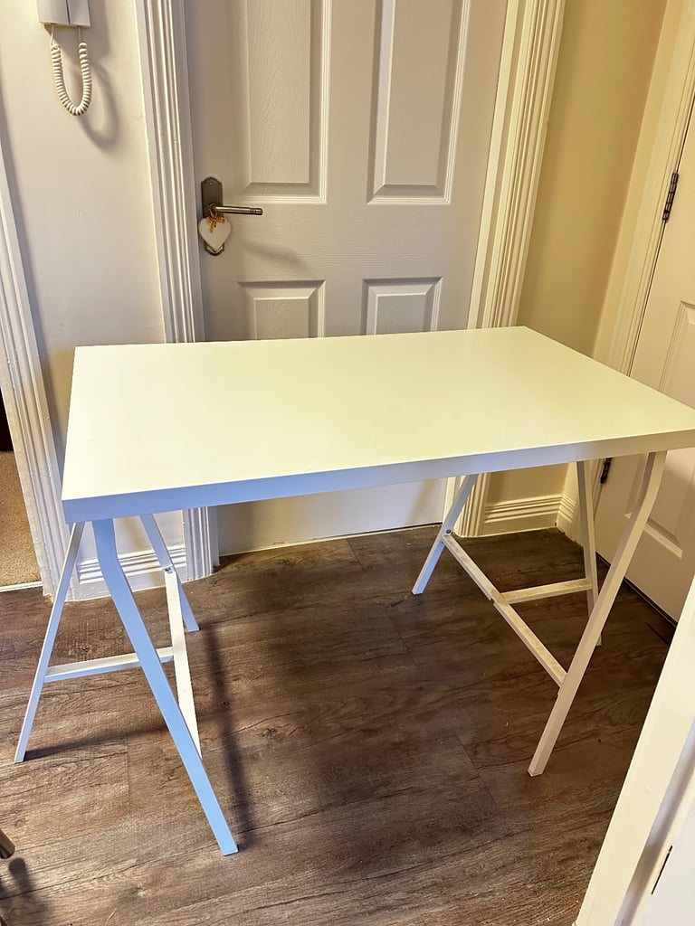 image for Ikea crafting or computer table / desk, new condition, 1M long 