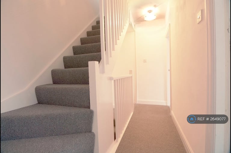 3 bedroom house in Cross Flatts Drive, Leeds, LS11 (3 bed) (#2649077)