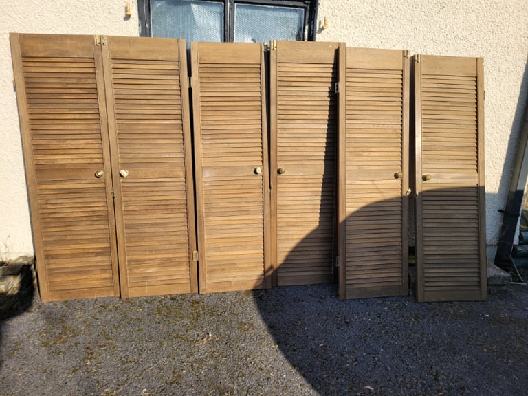 image for 1x wooden window shutters 