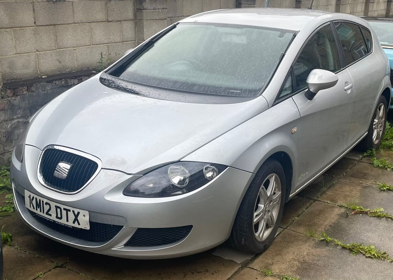 Seat Leon 1.6 TDI 2012 Silver Spares or Repairs Breaking for Parts