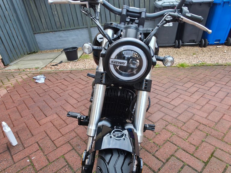Keeway, V, 2023, 125 (cc) V Twin Engine