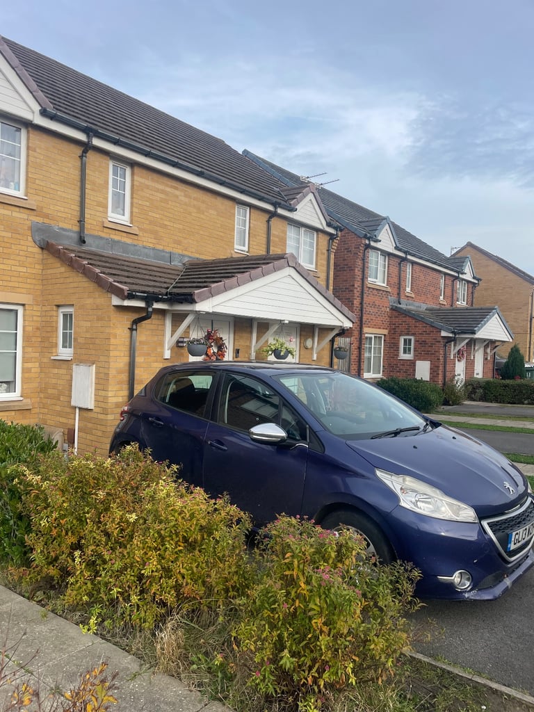 Peugeot 208 1.2 2013 – Low Miles – £20 Tax – Great Fuel Economy – MOT 2026