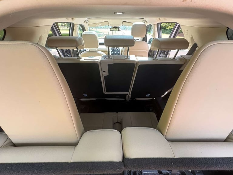 2015 Land Rover Discovery Sport 2.2 Discovery Sport HSE SD4 Auto 4WD 5dr SUV Diesel Automatic