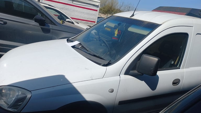 image for Breaking spare parts vauxhall combo van
