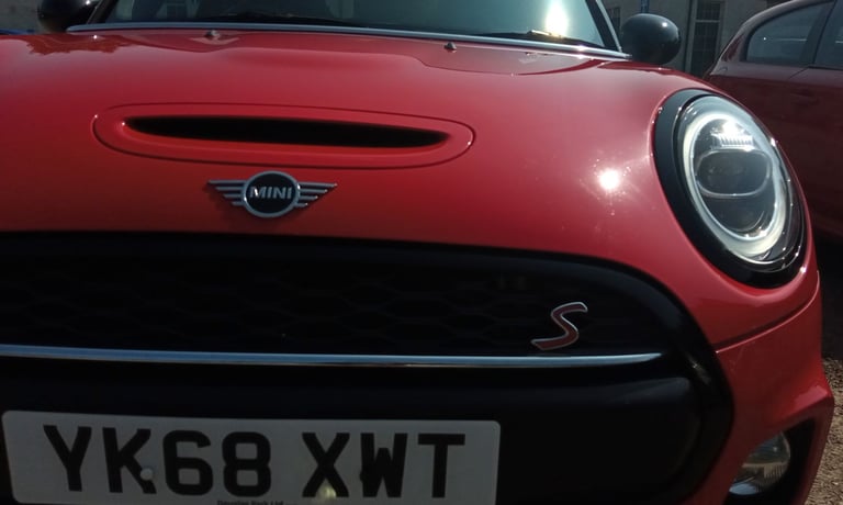 Mini Cooper S Steptronic Sport Auto 5 door 2018  Immaculate condition.