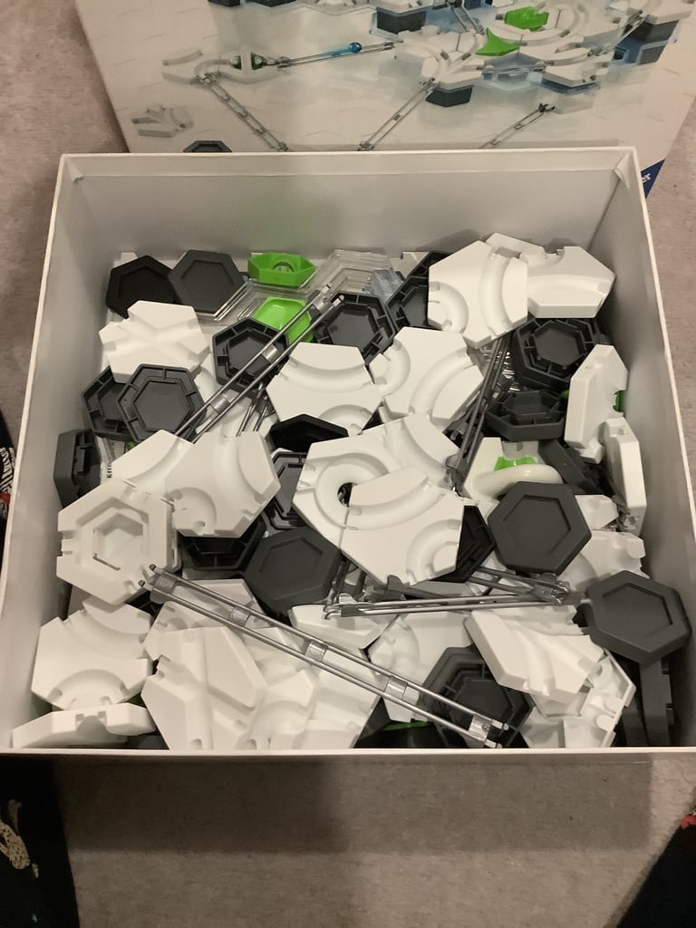 Gravitrax start set stem game family fun