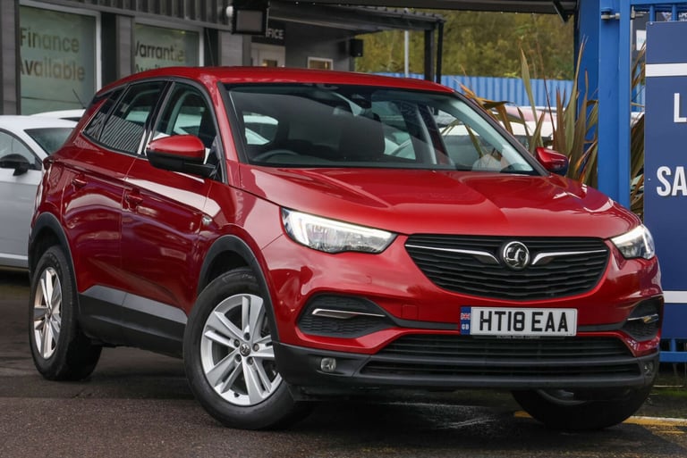 image for 2018 Vauxhall Grandland X 1.2 Grandland X SE T S/S 5dr SUV Petrol Manual