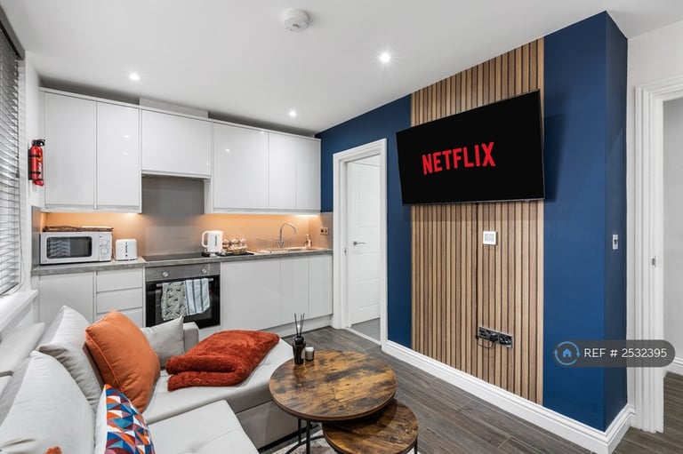 1 bedroom flat in Windsor Court, Brighton, BN1 (1 bed) (#2532395)