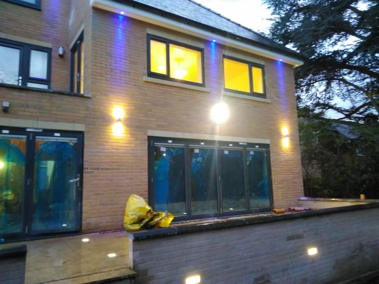 Reliable Local Electrician in Manchester & Surrounding Areas ⚡