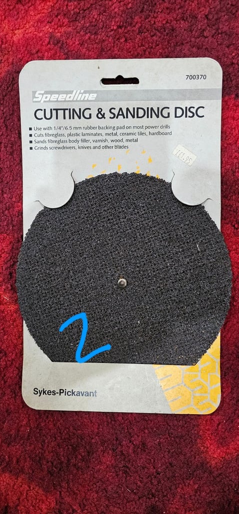 image for JOB LOT-VARIOUS SELECTION OF CUTTING AND SANDING DISCS