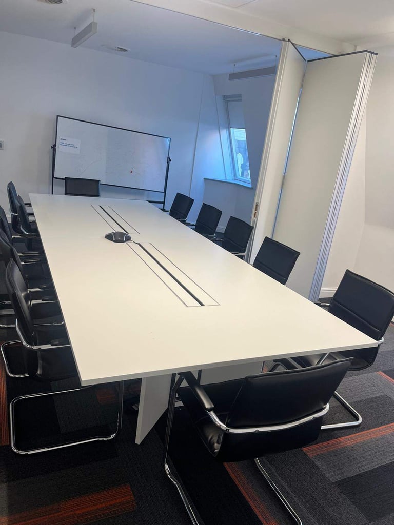 4000mm White Boardroom Table