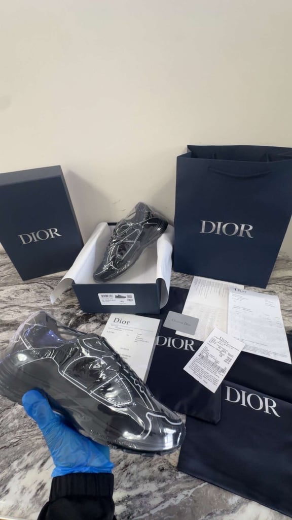 image for Dior B30
