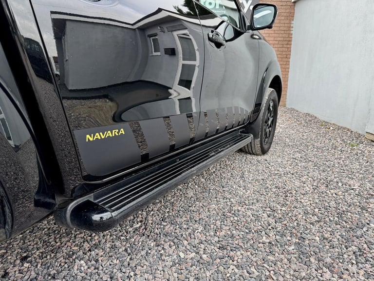 2020 Nissan Navara 2.3 dCi N-Guard Auto 4WD Euro 6 4dr PICK UP Diesel Automatic