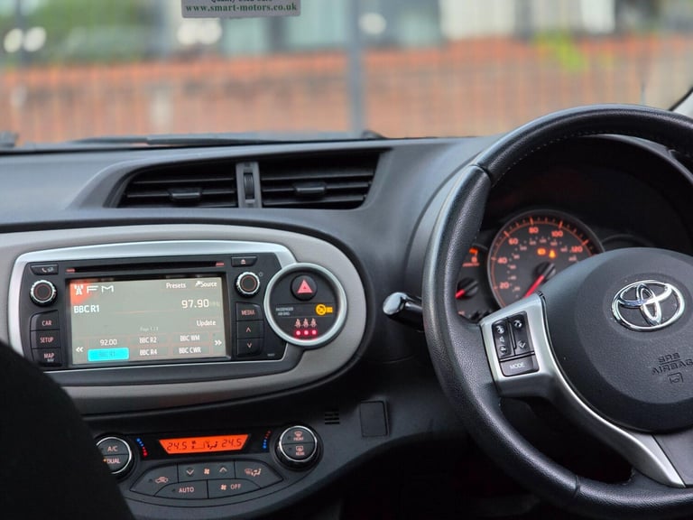 2013 Toyota Yaris 1.33 Dual VVT-i T Spirit Euro 5 5dr HATCHBACK Petrol Manual