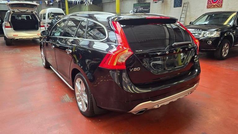  Volvo V60 3.0 T6 SE Lux Geartronic AWD Euro 5  Petrol Automatic