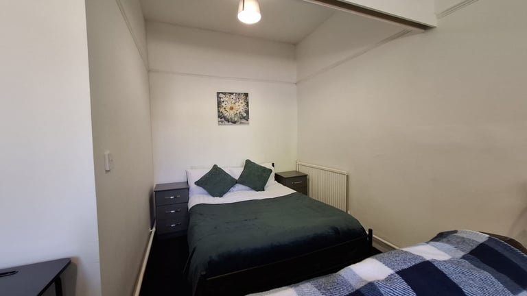 Short Term Stay in Broadgreen Court Liverpool- 1 BR