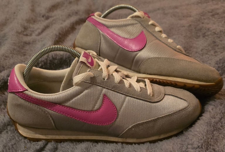 image for Nike trainers size 4.5