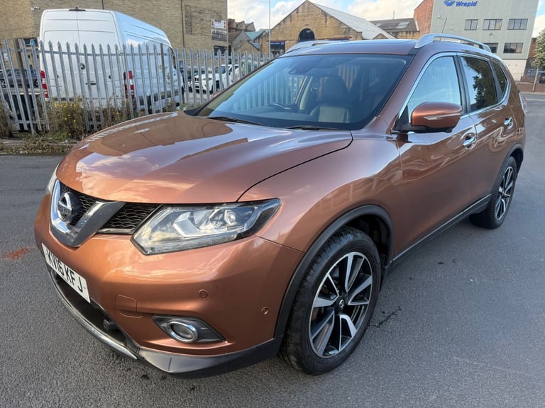 Nissan, X-TRAIL, Estate, 2016, Manual, 1598 (cc),  5 doors 4x4