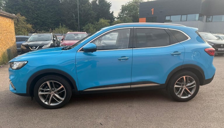 2023 MG MG HS 1.5 T-GDI 16.6kWh Exclusive Auto Euro 6 (s/s) 5dr ESTATE Petrol/Electric Hybrid Aut...
