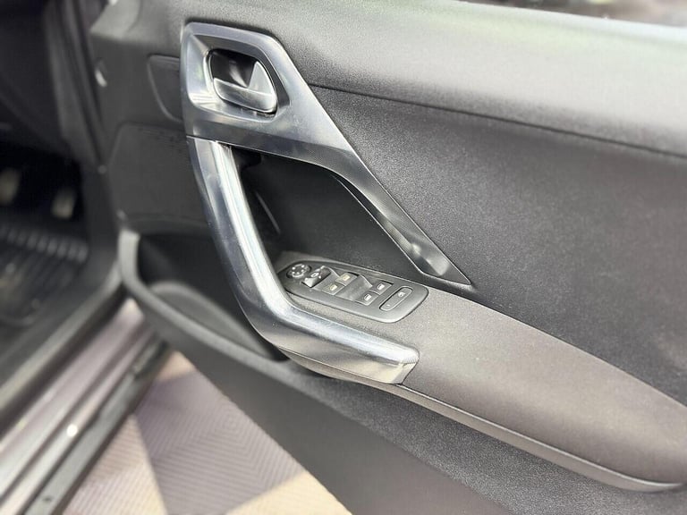 2014 Peugeot 2008 1.6 e-HDi Allure 5dr HATCHBACK DIESEL Manual