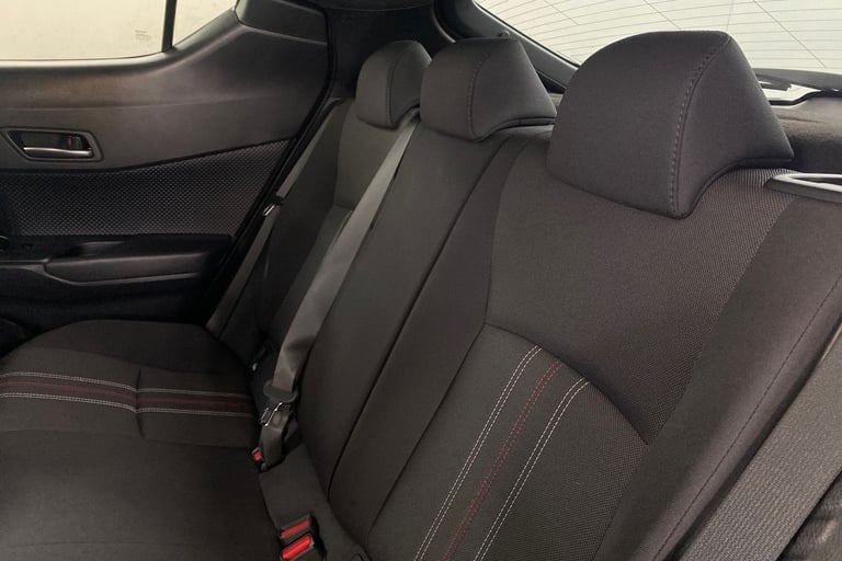 2022 Toyota C-HR 96486 Hatchback Hybrid Automatic