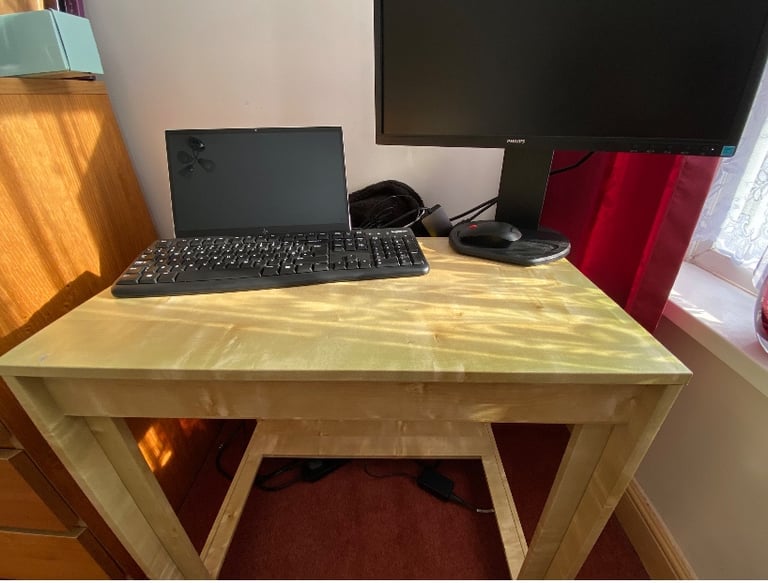 Small desk