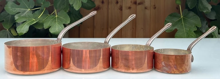 VINTAGE FRENCH COPPER PANS, SET OF FOUR LINED SAUCEPANS, 18-12cm - FABRICATION FRANCAIS - WILL POST!