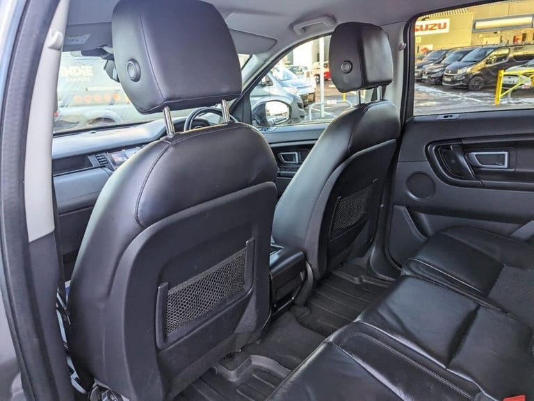 2017 Land Rover Discovery Sport 2.0 TD4 PURE SPECIAL EDITION 5d 150 BHP Estate Diesel Manual