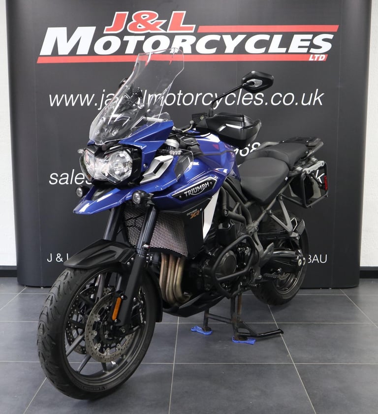 Triumph Tiger Explorer XRX. 2 Owners, Genuine Triumph Metal Side Boxes