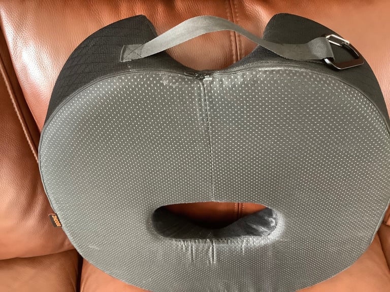 DONUT SEAT CUSHION - Back Cushion