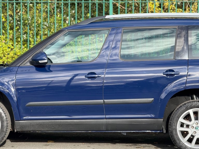 2011 Skoda Yeti 2.0 TDI Elegance DSG 4WD Euro 5 5dr HATCHBACK Diesel Automatic