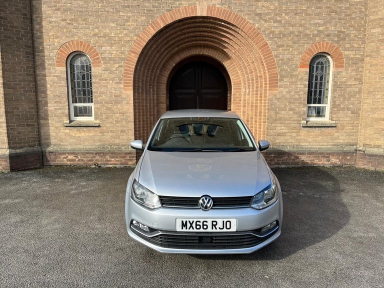 image for 2016 Volkswagen Polo 1.2 TSI BlueMotion Tech SE DSG Euro 6 (s/s) 5dr Hatchback Petrol Automatic