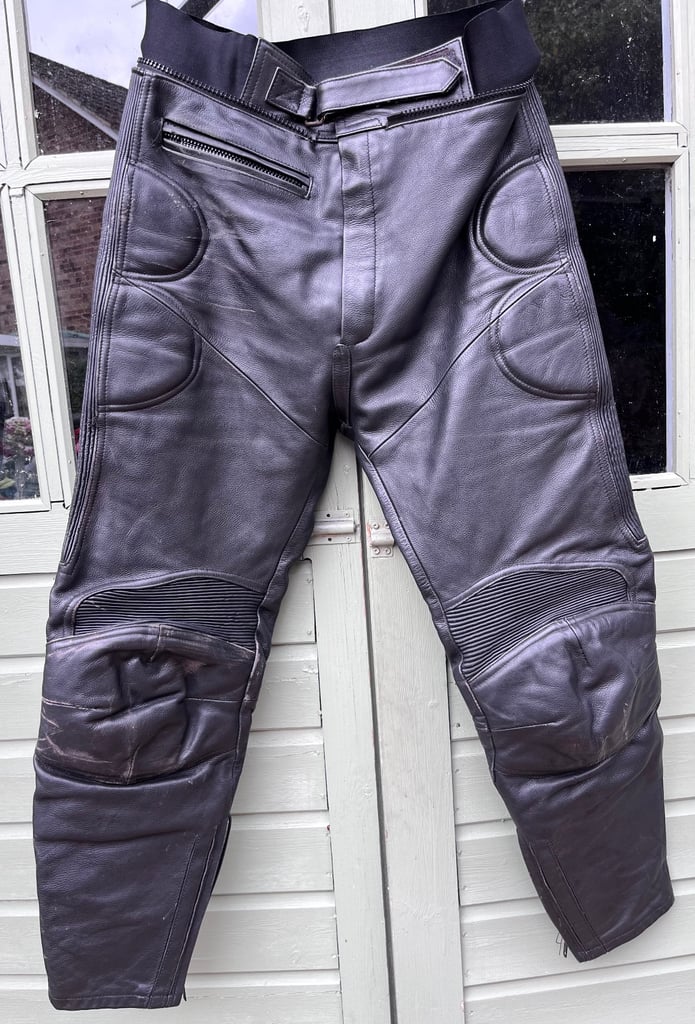 Vintage Mens Richa Leather Motorcycle Trousers Black UK Size 30" Waist Biker