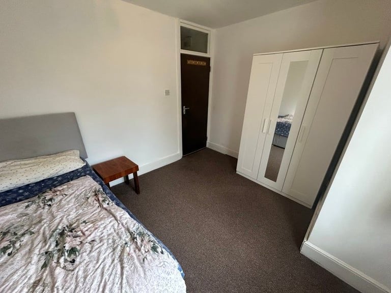 ☀️ Studio Flat ✅ All Bills Paid