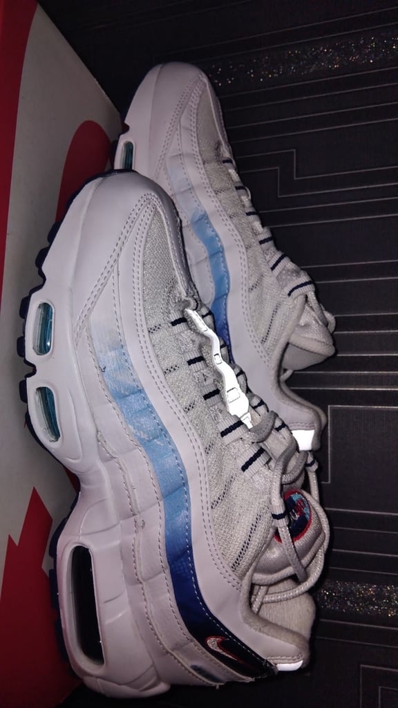 image for New Nike Air Max 95 Lions UK SIZE 6