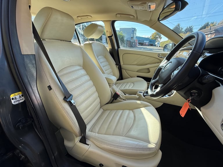 JAGUAR X-TYPE 2.2d SE 2009 4dr Auto Grey | Full Service History | MOT June 2026