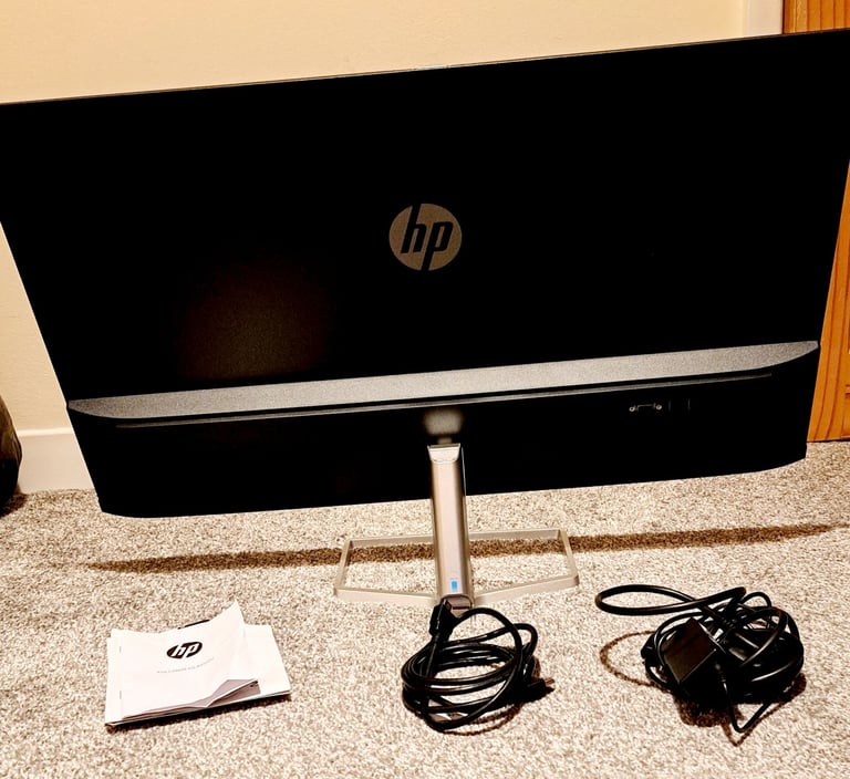 HP M32F 31.5" Full HD Display 