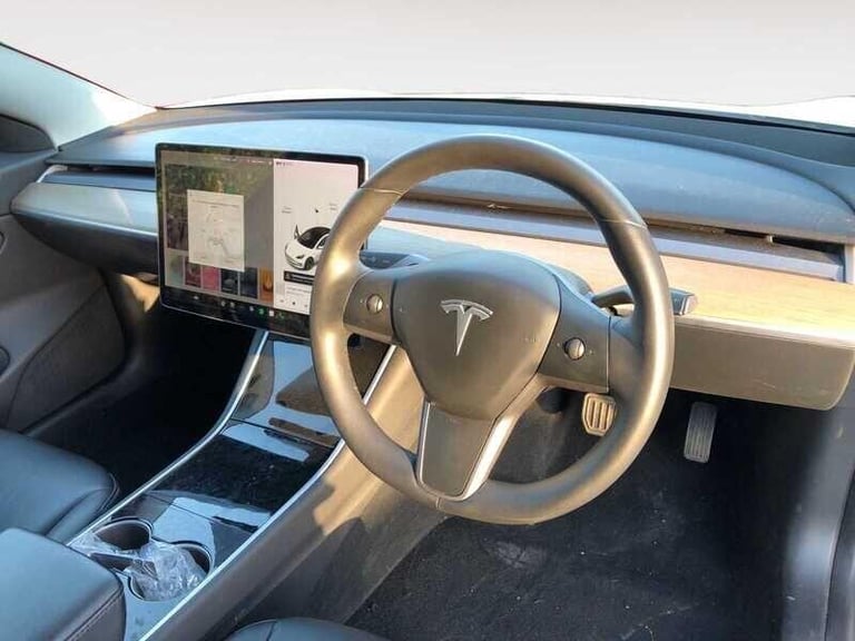 2019 Tesla Model 3 Standard Range Plus Saloon 4dr Electric Auto RWD (241 bhp) SALOON Electric Aut...