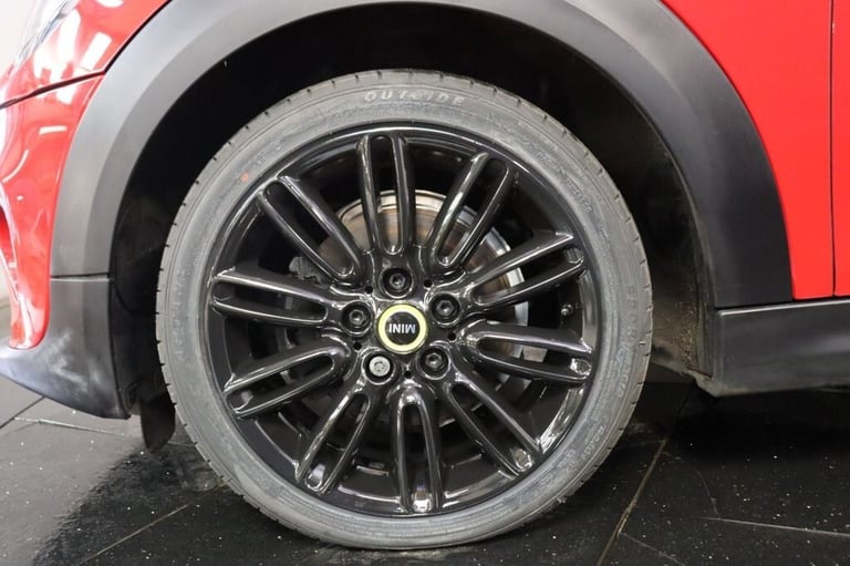 2020 MINI Electric Hatch Cooper SE 32.6kWh Level 2 3dr Auto (SAT NAV, HALF LEATHER) Hatchback ELE...