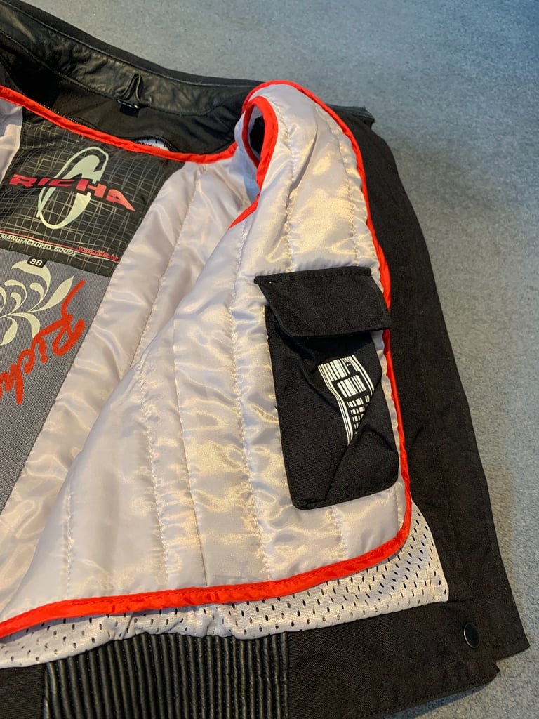 Fully armoured Ladies motorcycle jacket 