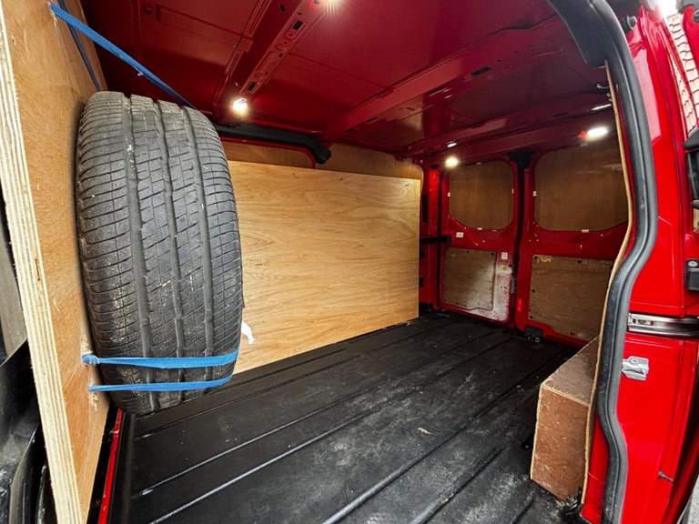  Ford Transit Custom 290 TREND H1 P/V COLOUR EDITION SIP Diesel Manual