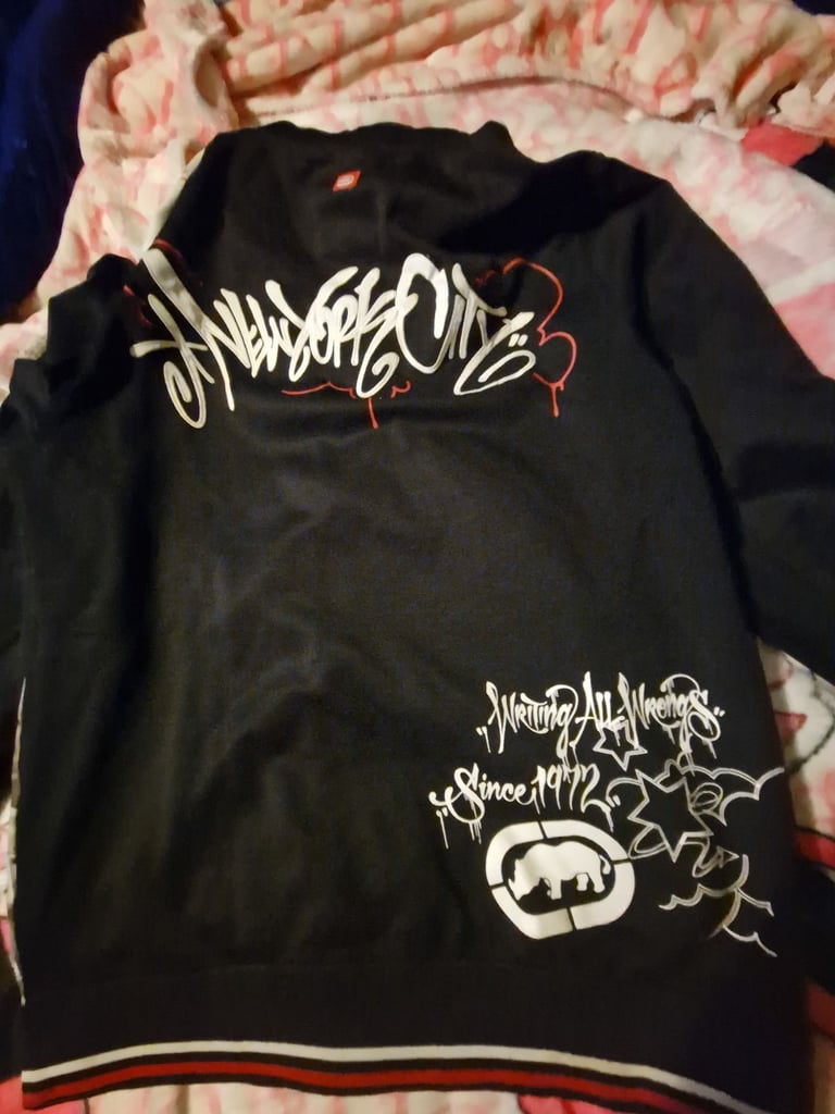 mens size  L ---The Graffiti Hoodie -- ecko unltd sports jacket