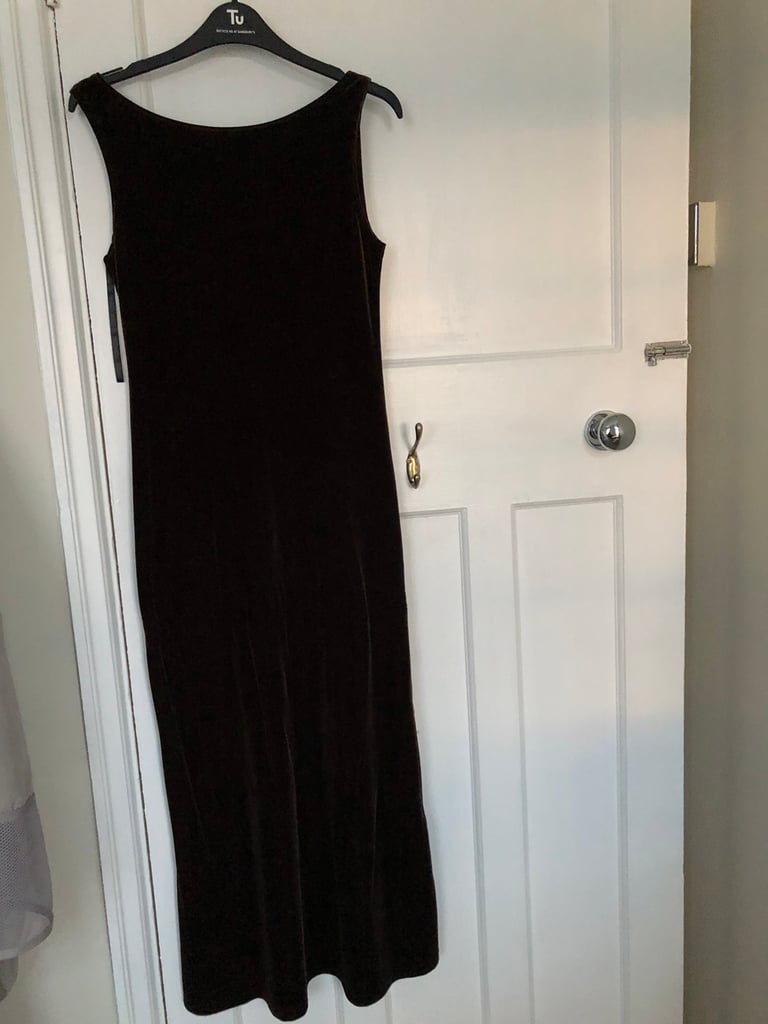 Brown velvet dress by Wallis 