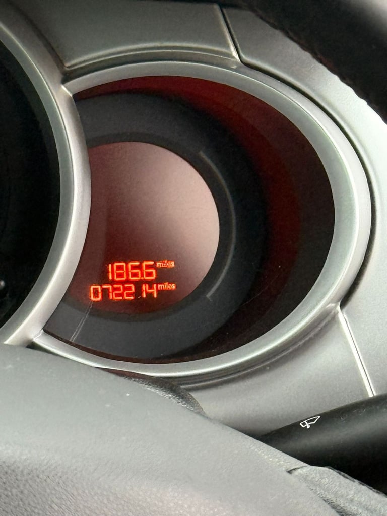 Citroen, C3, Hatchback, 2012, Manual, 1360 (cc), 5 doors