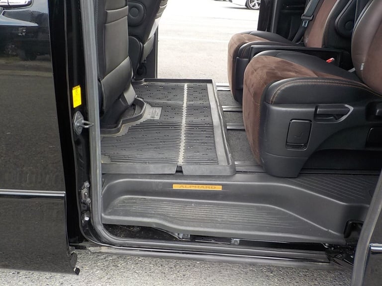 2013 Toyota Alphard 240S TYPE GOLD + 7 Seats MPV Petrol Automatic