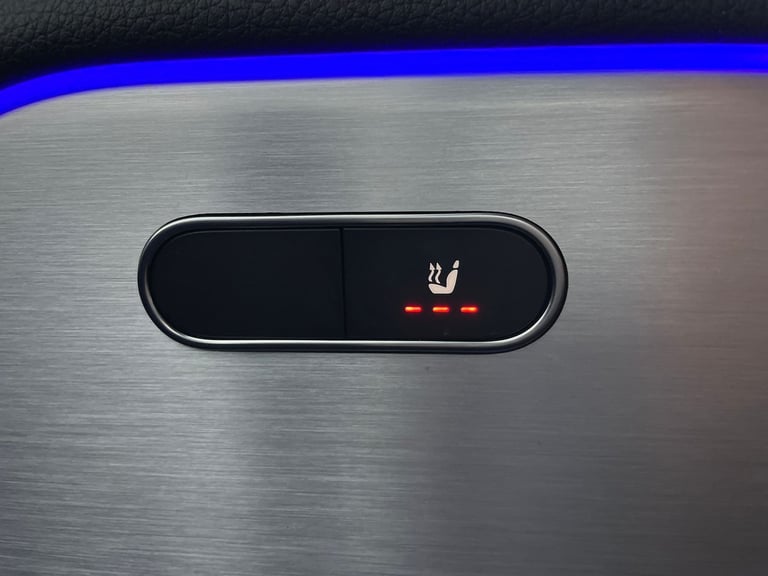 2022 Mercedes-Benz EQA EQA 250 66.5kWh AMG Line SUV 5dr Electric Auto (190 ps) - HEATED SEATS - W...