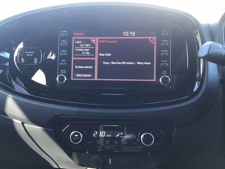 2022 Toyota Aygo X 1.0 VVT-i Edge Hatchback 5dr Petrol Manual Euro 6 (s/s) (72 ps) HATCHBACK Petr...