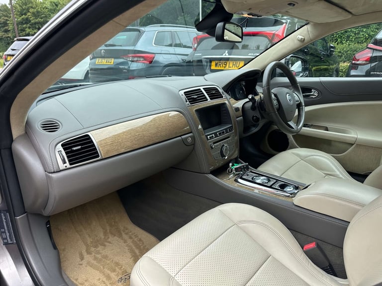 2010 Jaguar XK 5.0 V8 Portfolio 2dr Auto COUPE PETROL Automatic