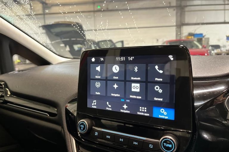 2018 Ford Fiesta 1.1 Zetec 5dr HATCHBACK PETROL Manual