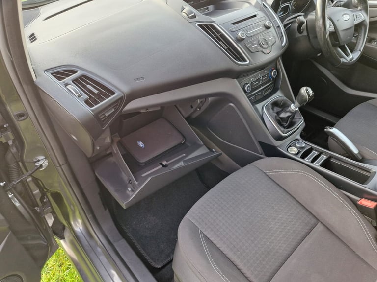 2016 Ford Grand C-MAX 1.5 TDCi Zetec MPV 5dr Diesel Manual Euro 6 (s/s) (120 ps)